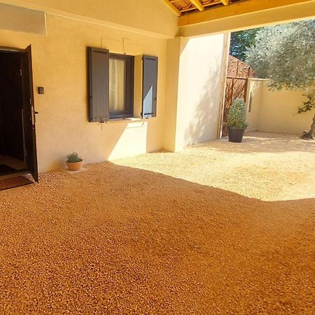 Spacieuse Dependance Duplex 50 M2 Classe 3 Etoiles Sans Vis-A-Vis Greoux-les-Bains Bagian luar foto