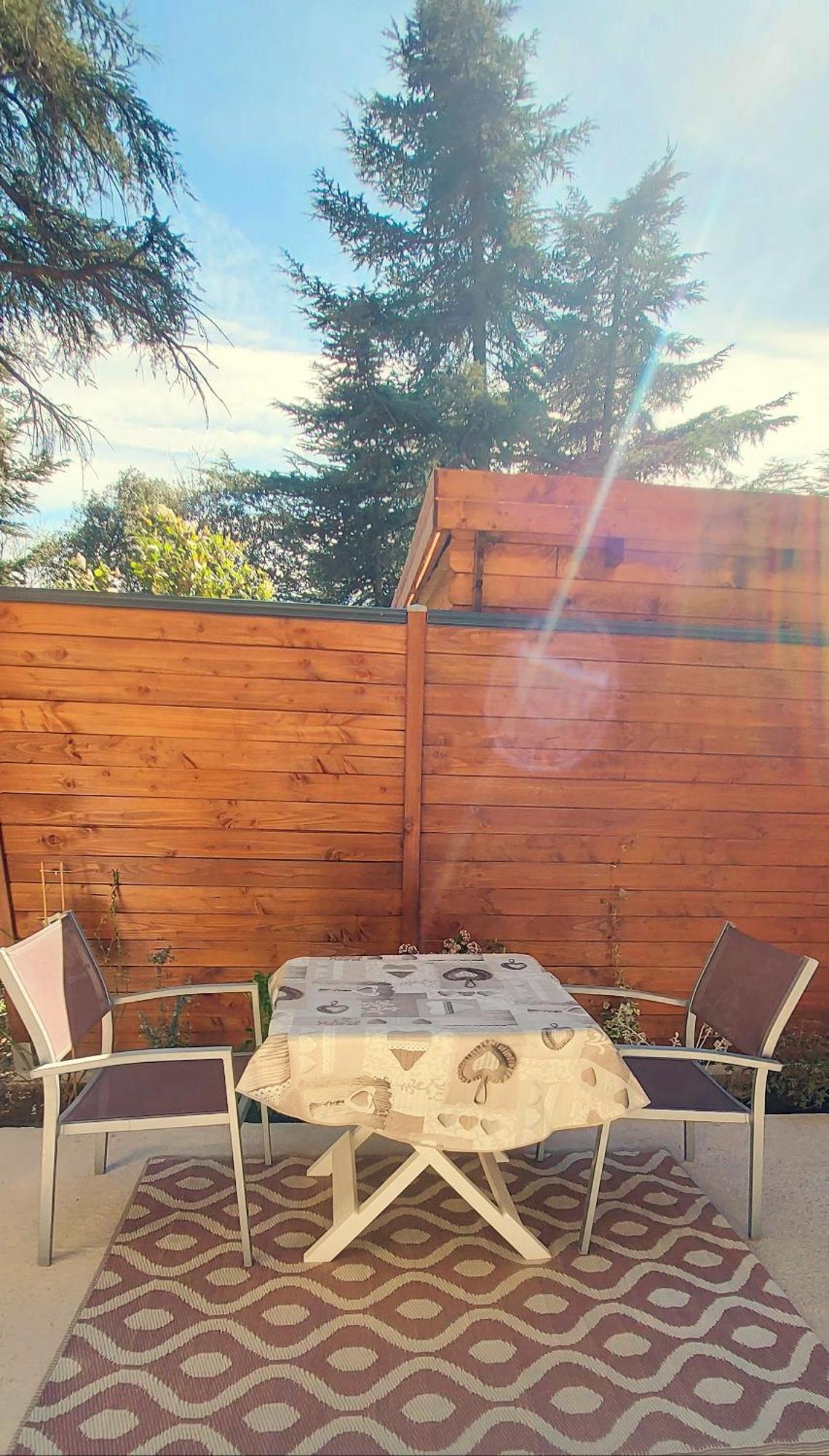 Spacieuse Dependance Duplex 50 M2 Classe 3 Etoiles Sans Vis-A-Vis Greoux-les-Bains Bagian luar foto