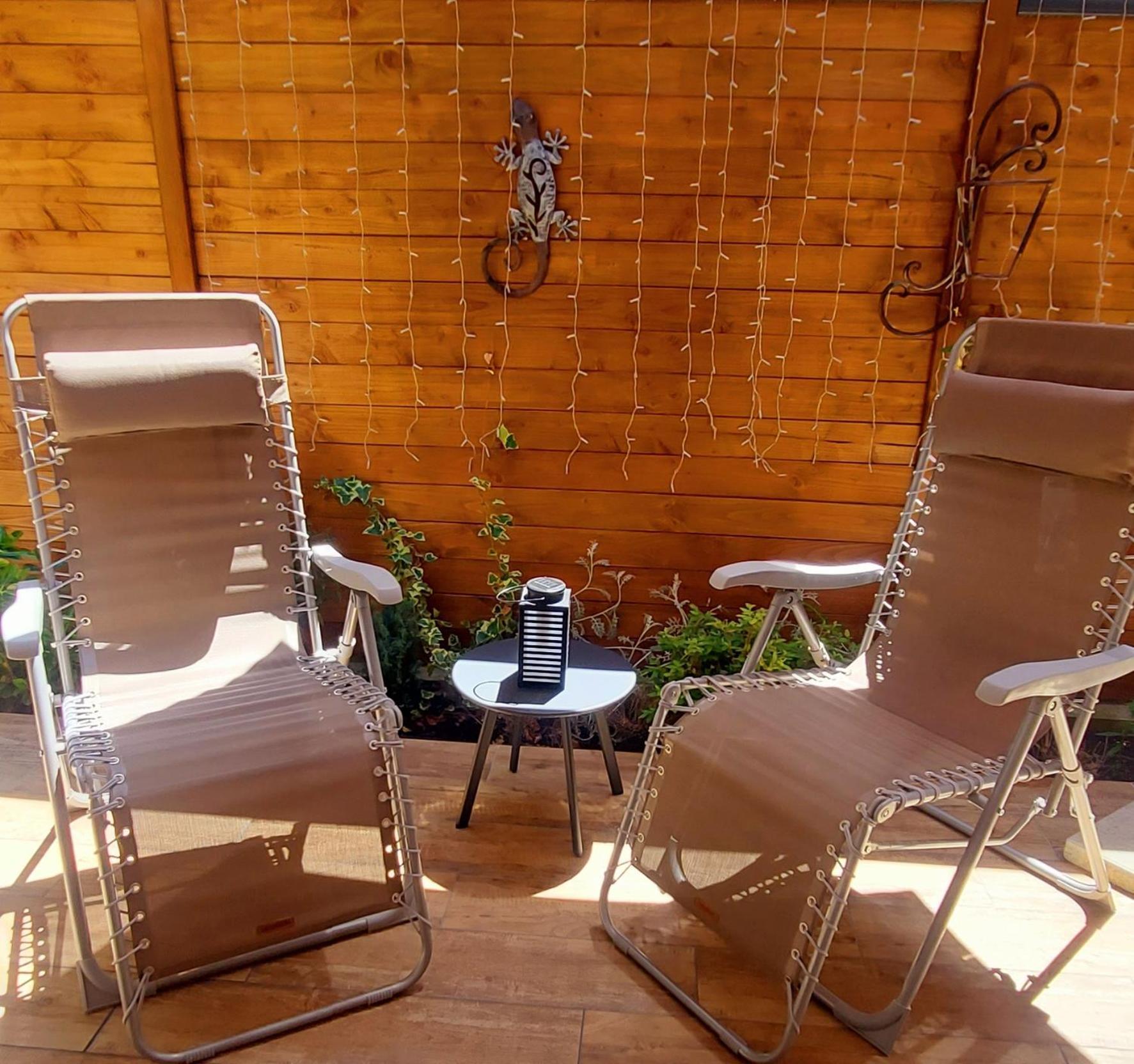 Spacieuse Dependance Duplex 50 M2 Classe 3 Etoiles Sans Vis-A-Vis Greoux-les-Bains Bagian luar foto