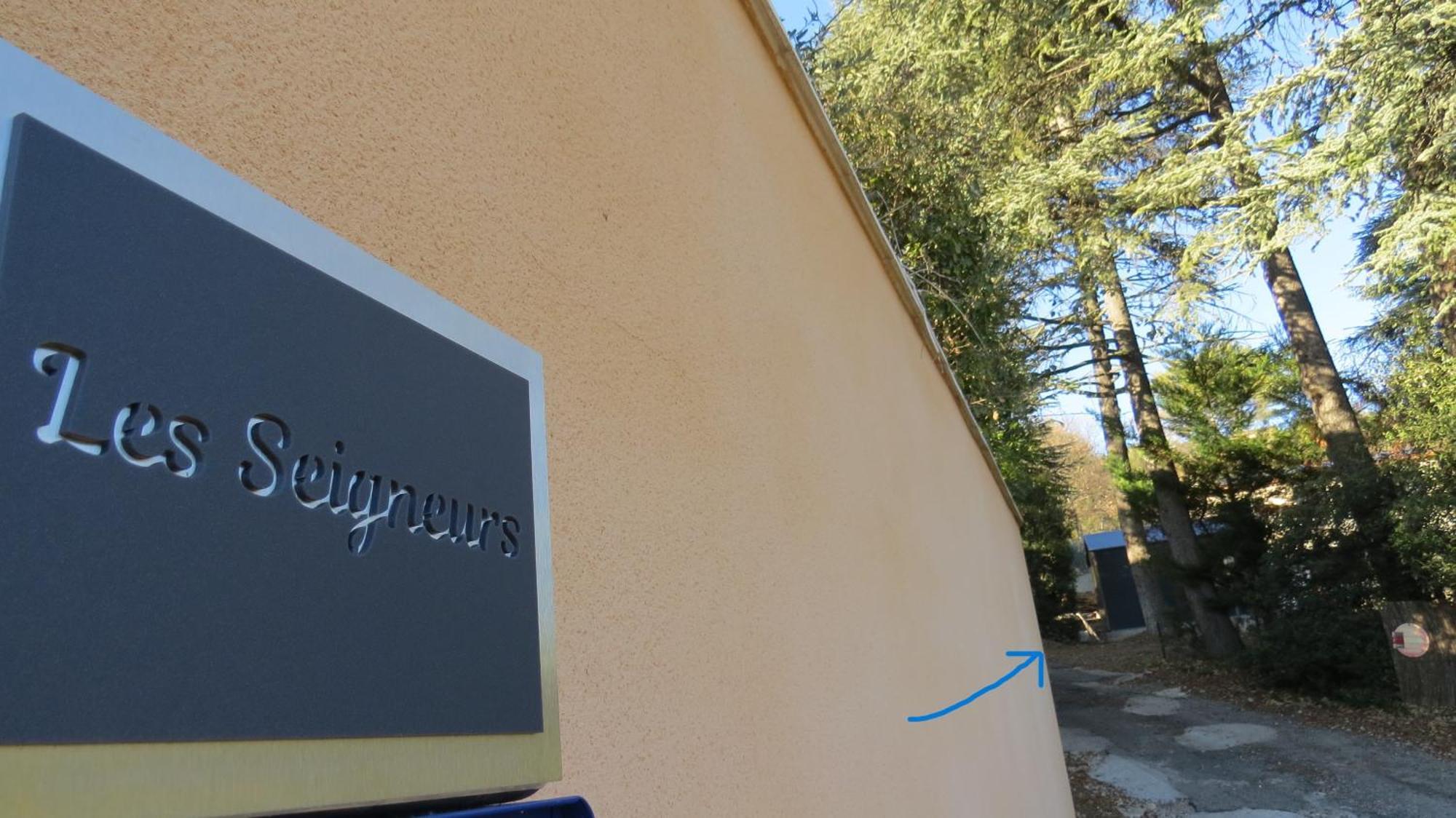 Spacieuse Dependance Duplex 50 M2 Classe 3 Etoiles Sans Vis-A-Vis Greoux-les-Bains Bagian luar foto