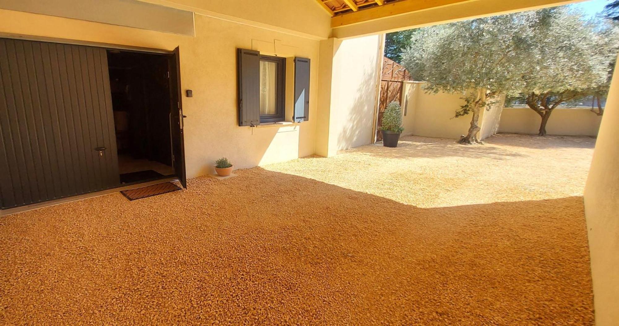 Spacieuse Dependance Duplex 50 M2 Classe 3 Etoiles Sans Vis-A-Vis Greoux-les-Bains Bagian luar foto