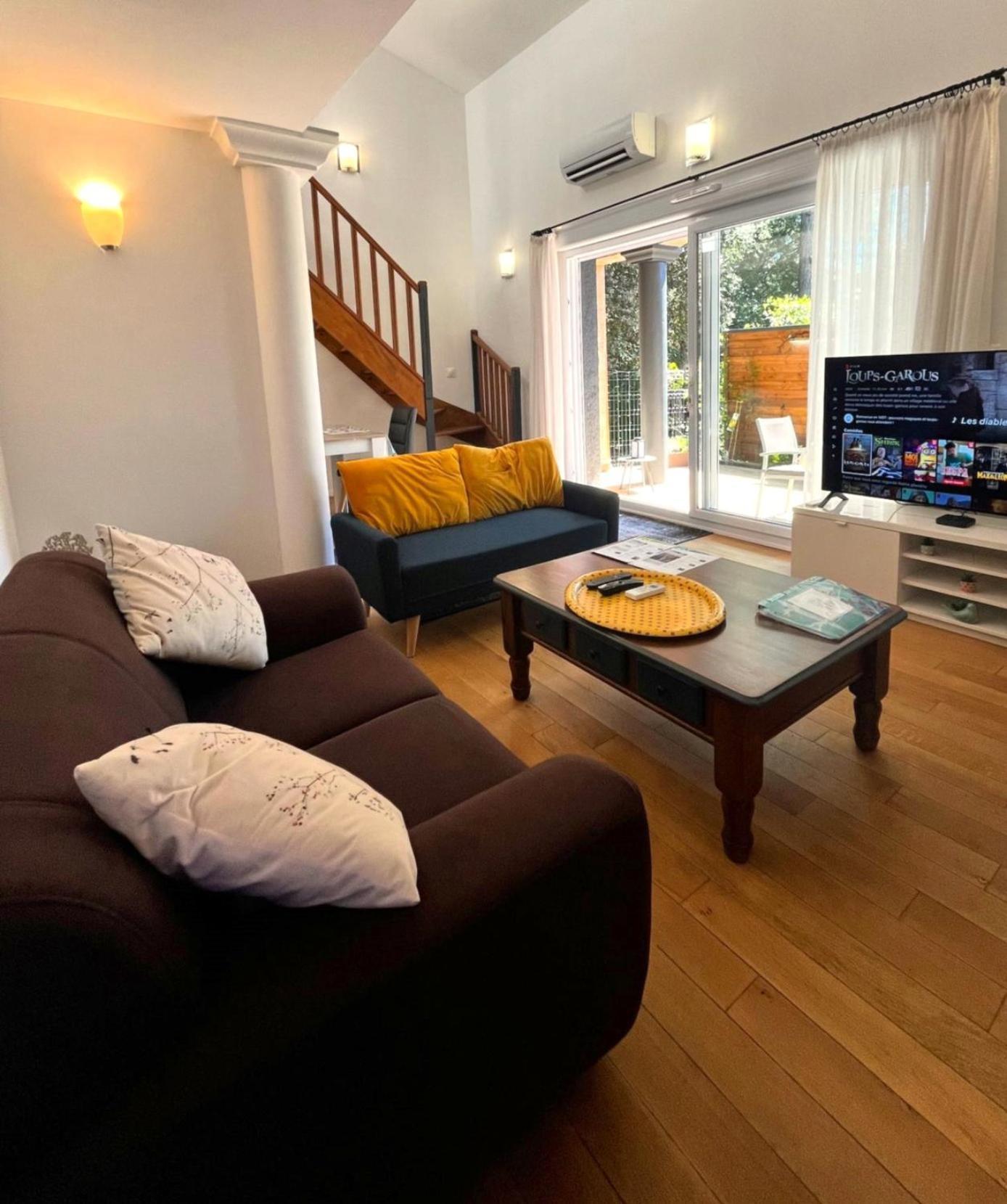 Spacieuse Dependance Duplex 50 M2 Classe 3 Etoiles Sans Vis-A-Vis Greoux-les-Bains Bagian luar foto